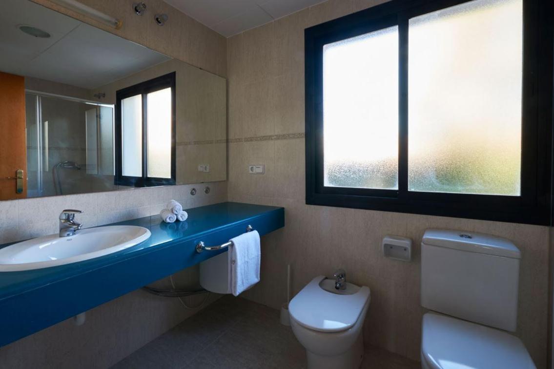 Beatrix 2000 Apartment Pineda de Mar Exterior photo